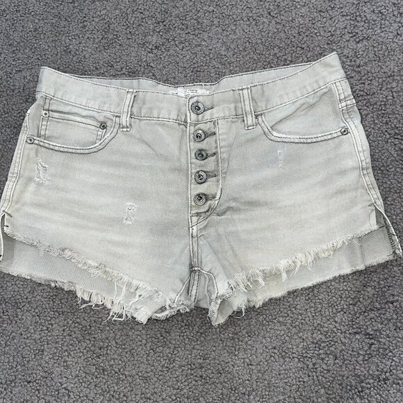 Free People Runaway Jillian Cut Off Button Fly Raw Hem Jean Shorts Size W 27 - Picture 1 of 7